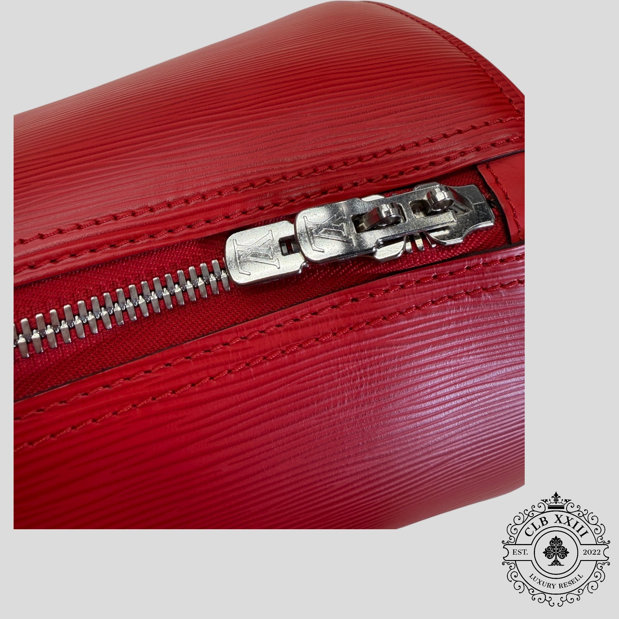 Louis Vuitton x Supreme Keepall Bandouliere Epi 45 in Red