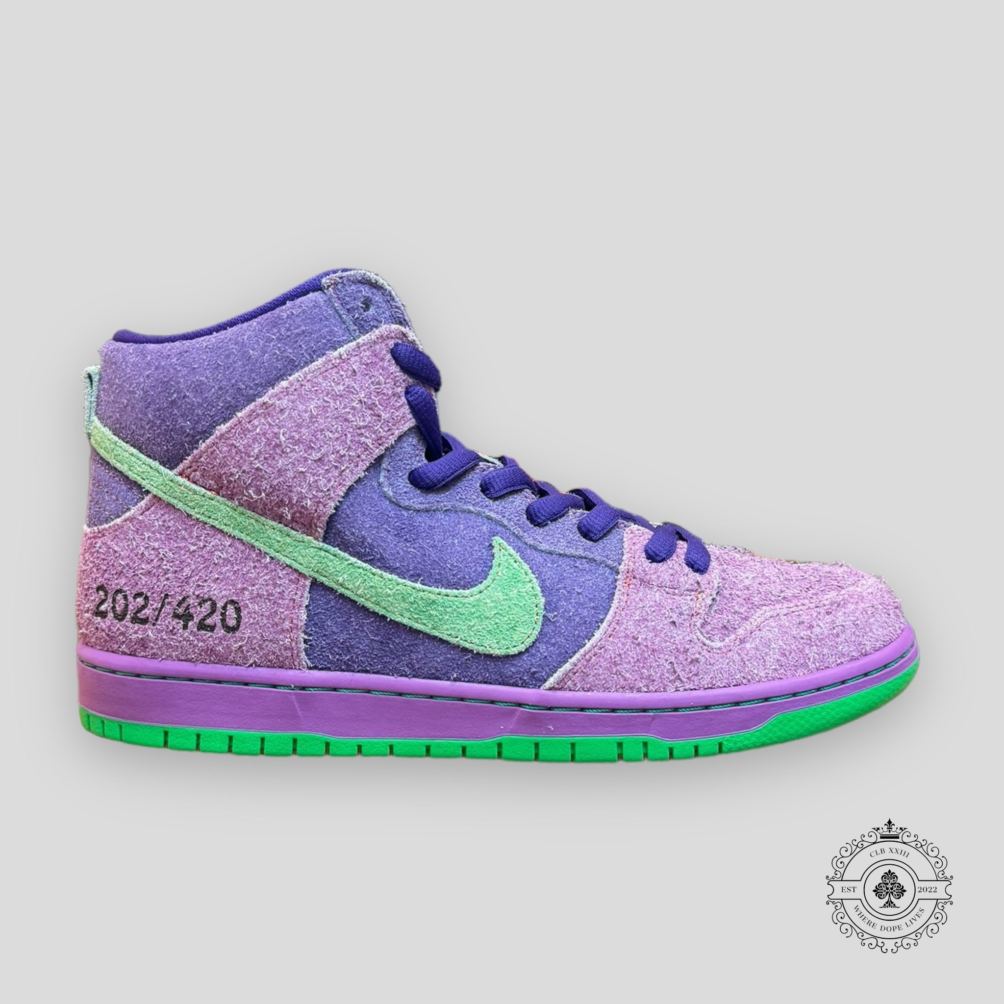 Nike SB Dunk High Reverse Skunk 420 Regular Box