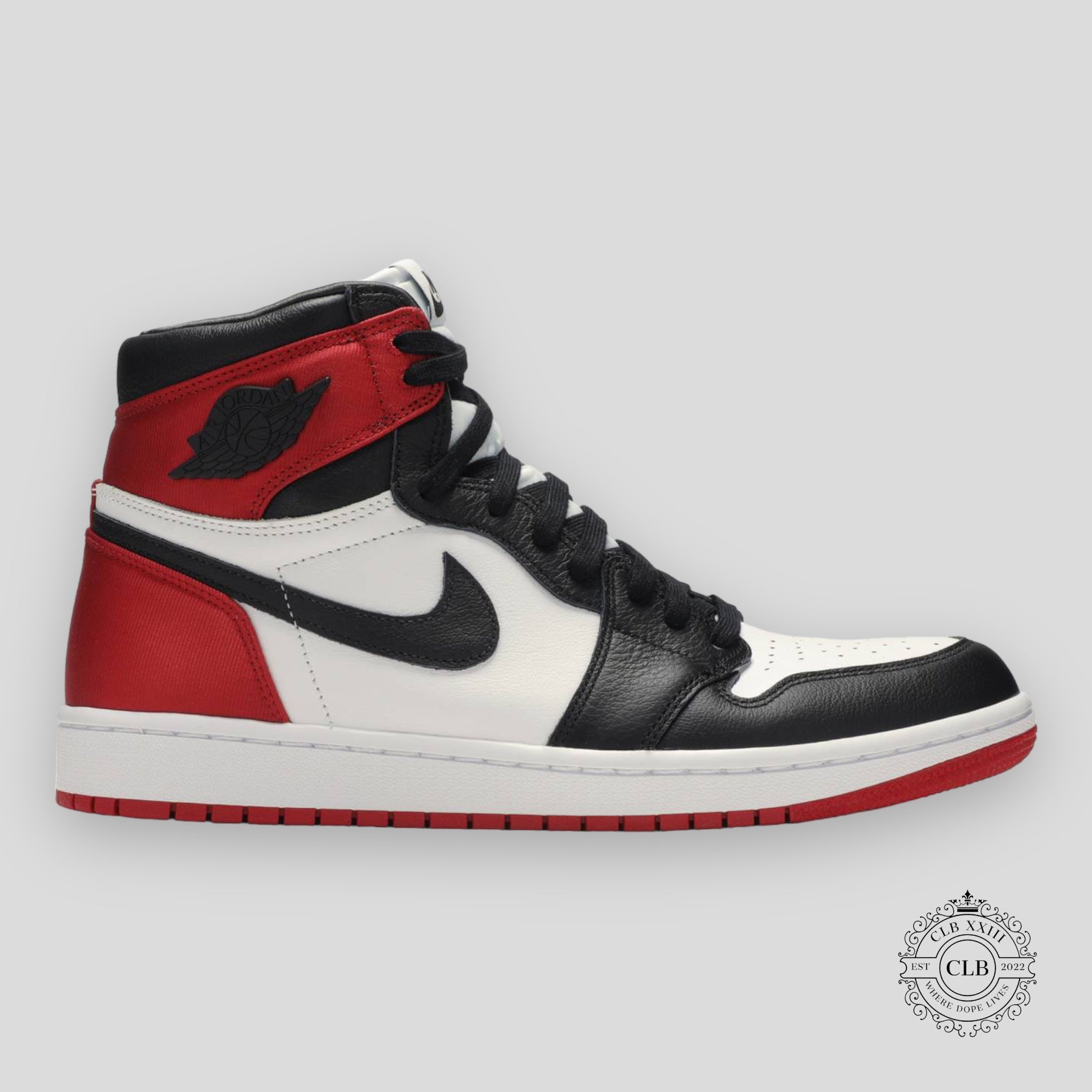 Air Jordan 1 Retro High OG W Satin Black Toe