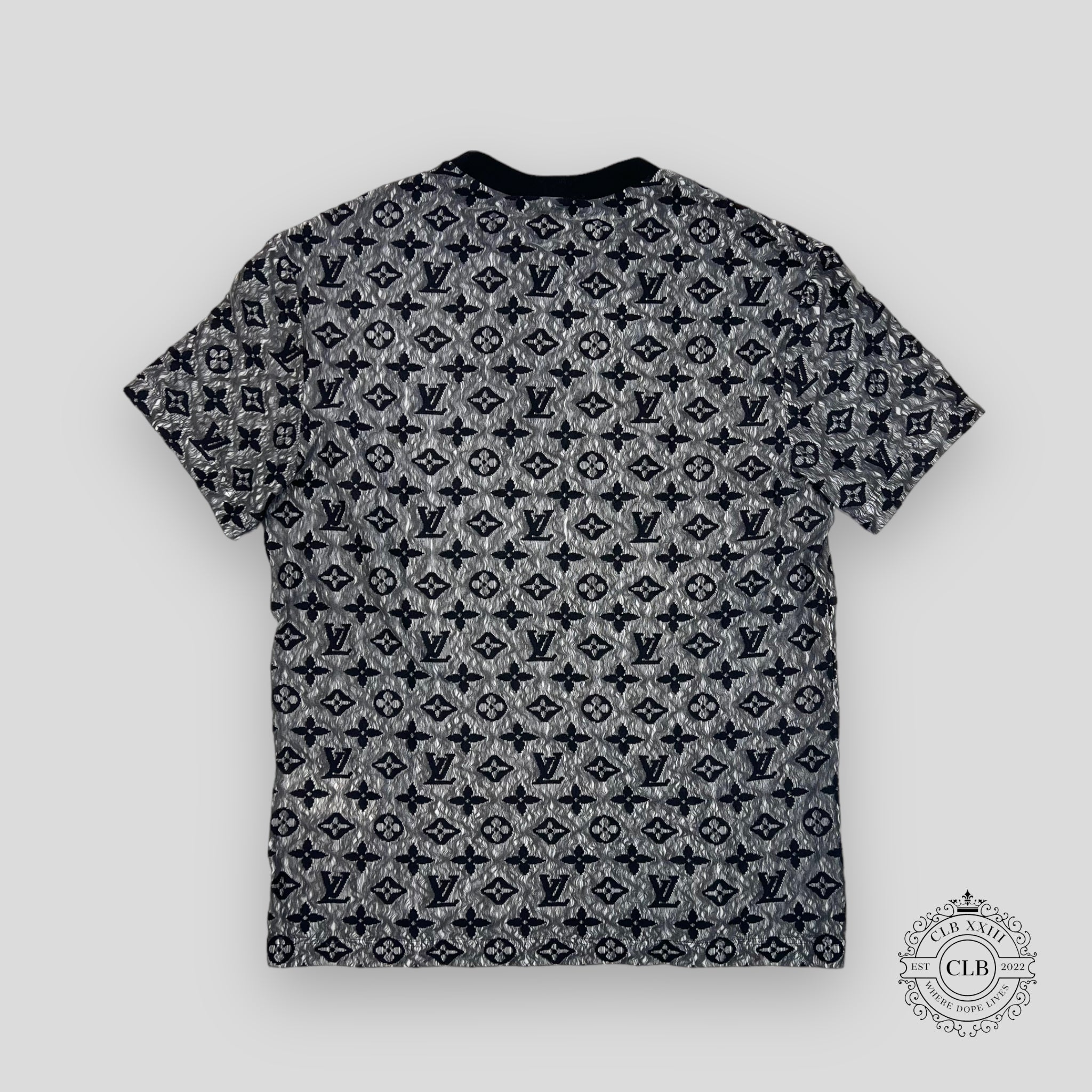 Louis Vuitton Monogram T-Shirt - Black